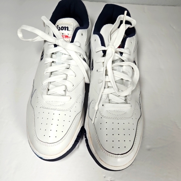VTG Wilson Pro Staff Court Avenger tennis shoes White Leather Mens Size 9 US
